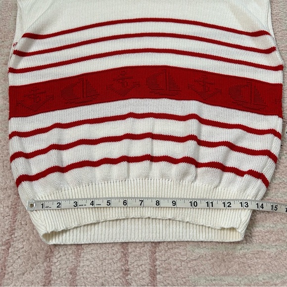 Vintage Cream Red Nautical Striped Sleeveless Sweater Size Large Sailboat Anchor - Picture 8 of 11